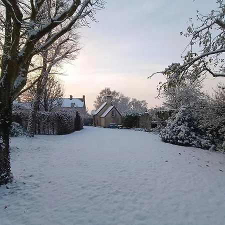 Charmant Logement Dans Un Ecrin De Verdure Le Manoir  Exterior photo